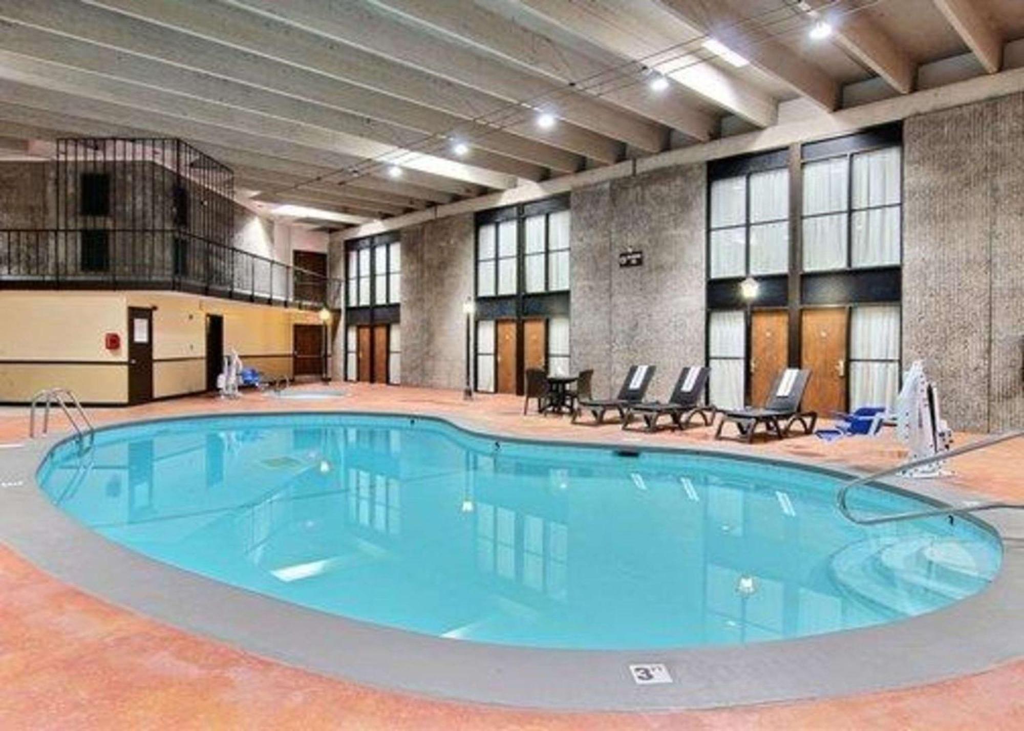 Quality Inn シーフ・リバー・フォールズ エクステリア 写真