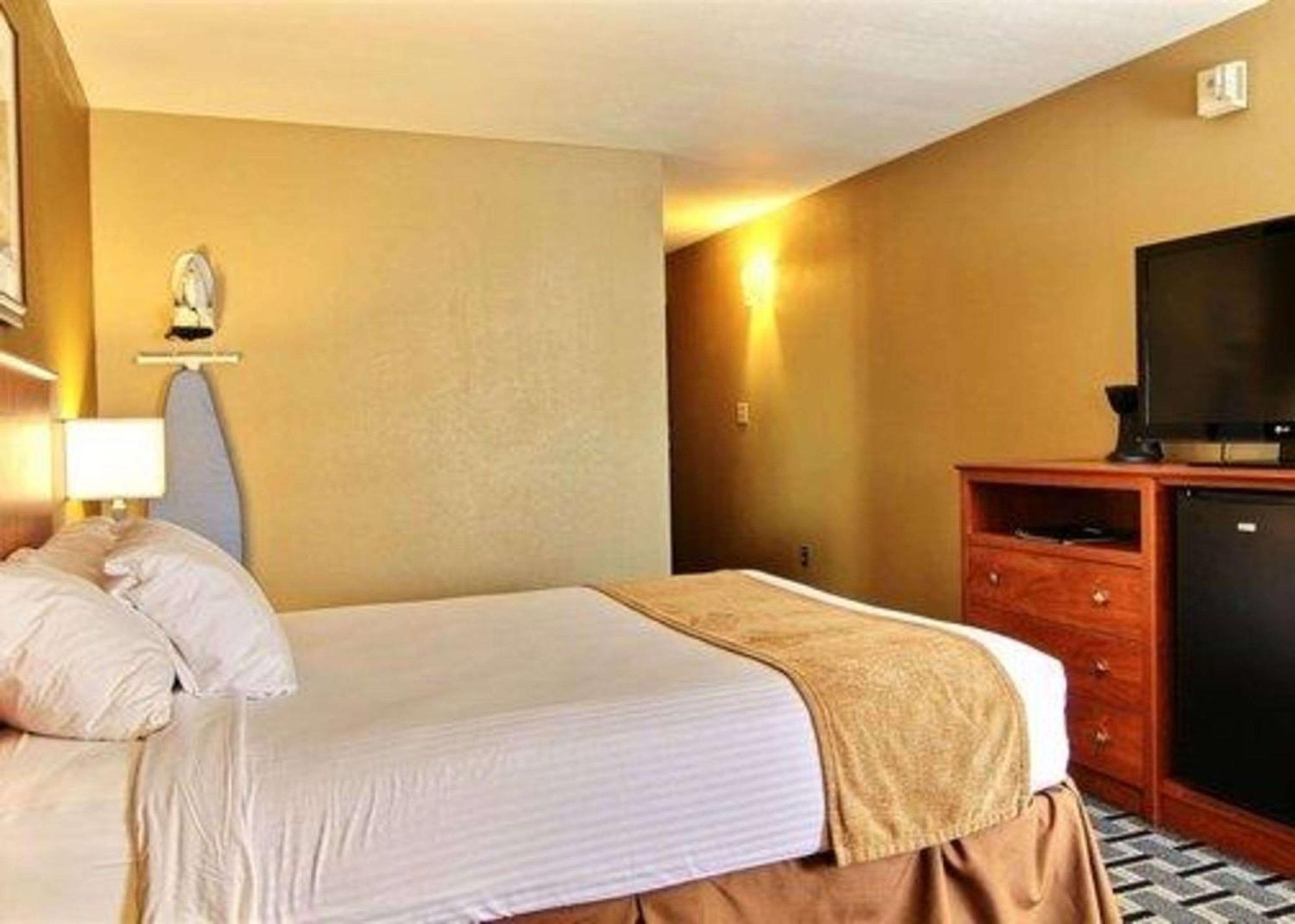 Quality Inn シーフ・リバー・フォールズ エクステリア 写真